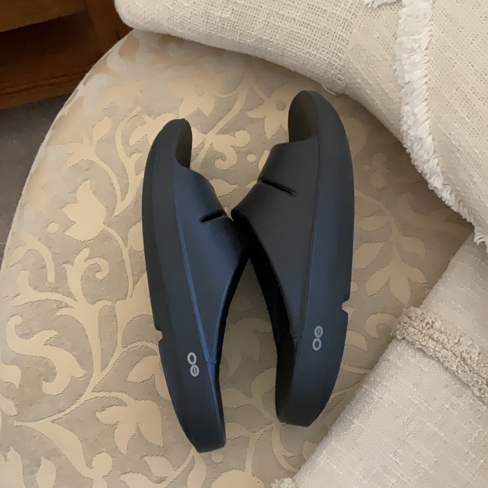 OOFOS Adults' OOahh Recovery Sport Slides
Unisex M 12 W 10 - Picture 10 of 11